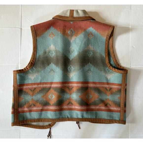 Pendleton Women's Multicolor Wool Vest - Picture 8 of 10